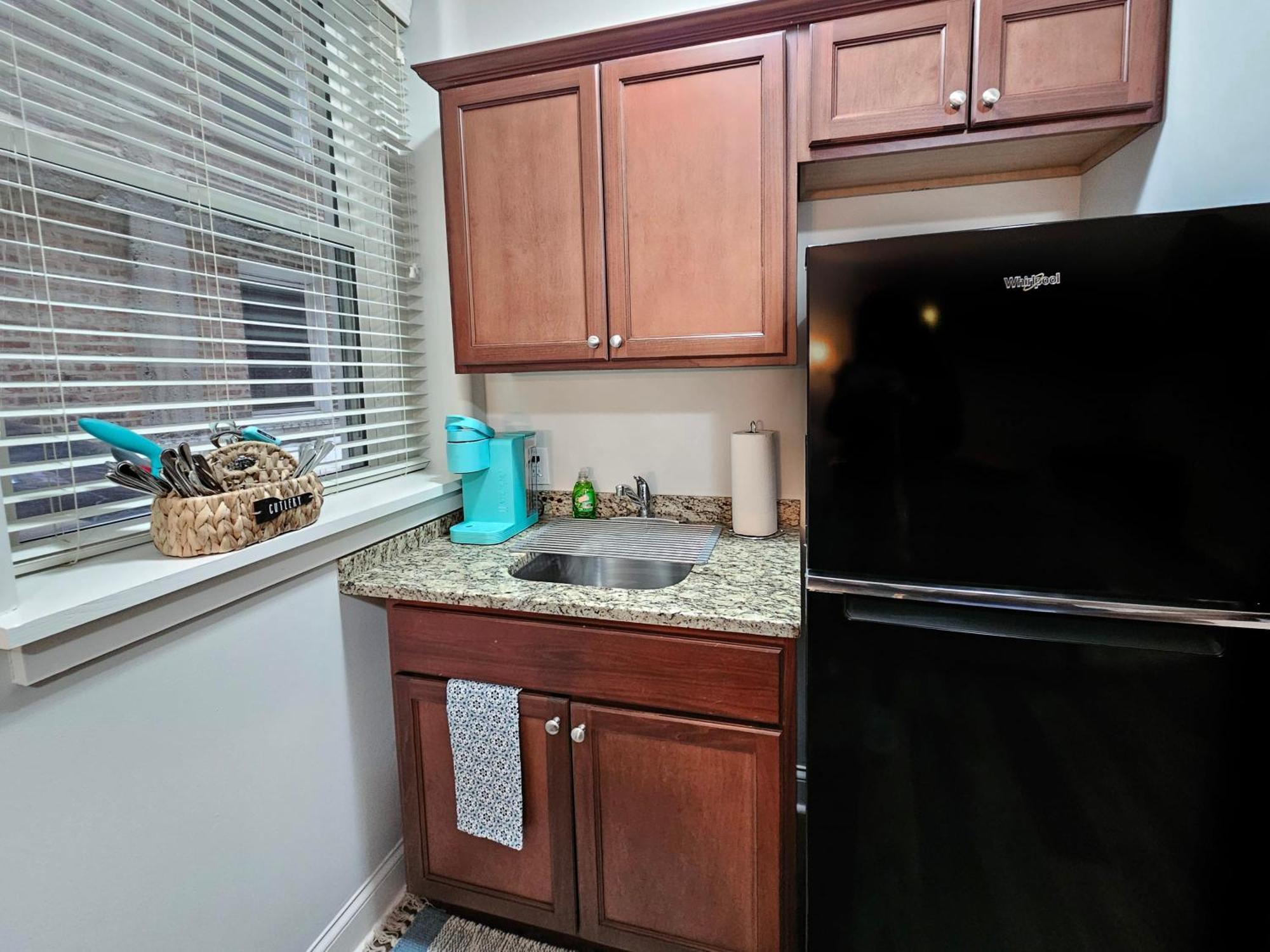 Cute + Cozy Studio At The Inman - 207 Champaign Luaran gambar