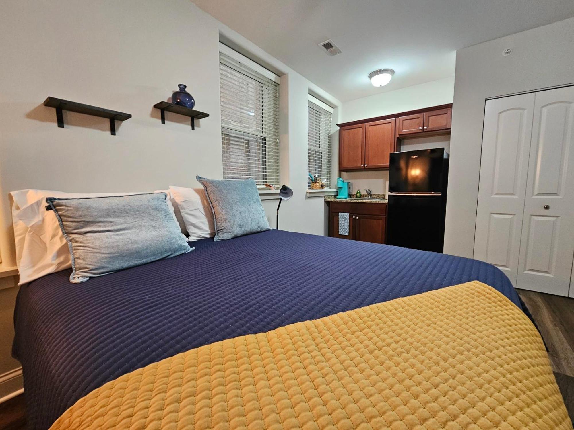 Cute + Cozy Studio At The Inman - 207 Champaign Luaran gambar